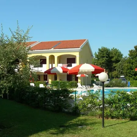 Two-storey Flat With Shared Pool And Patio *