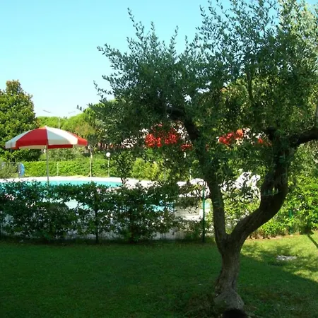 Two-storey Flat With Shared Pool And Patio *